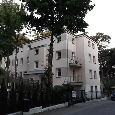 Nowa Fregata - Nad Morzem Bed & Breakfast